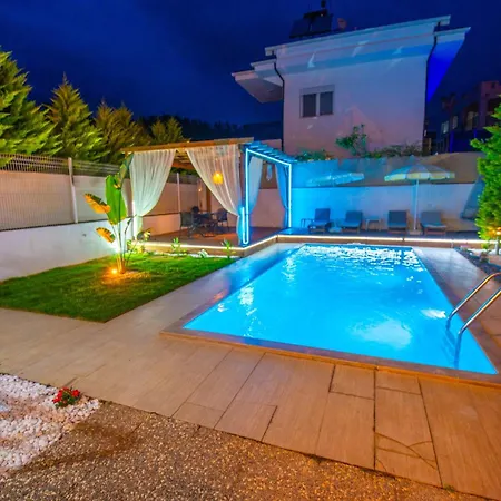 Villa Moonlight *
