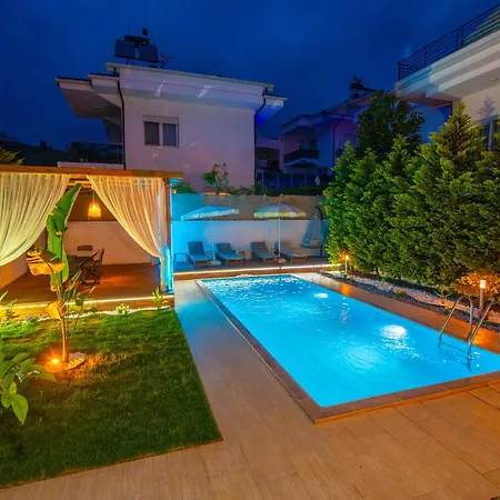 Villa Moonlight